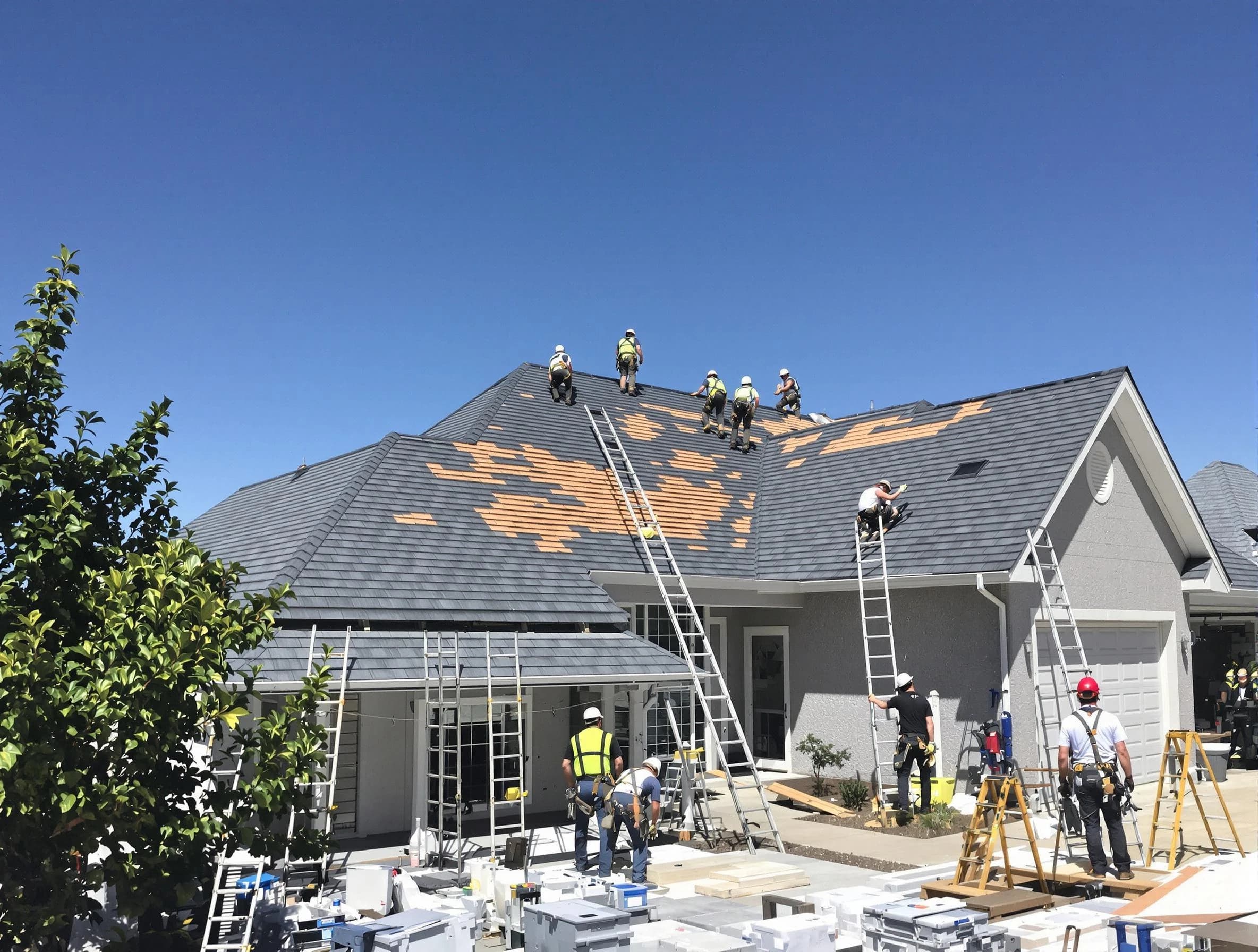 Roof Replacement service in Lakewood, OH